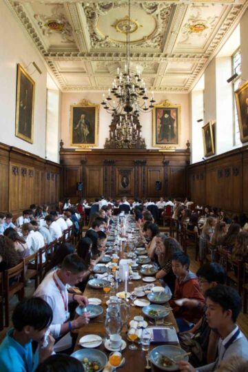 Cambridge Summer School: a dining hall full of students